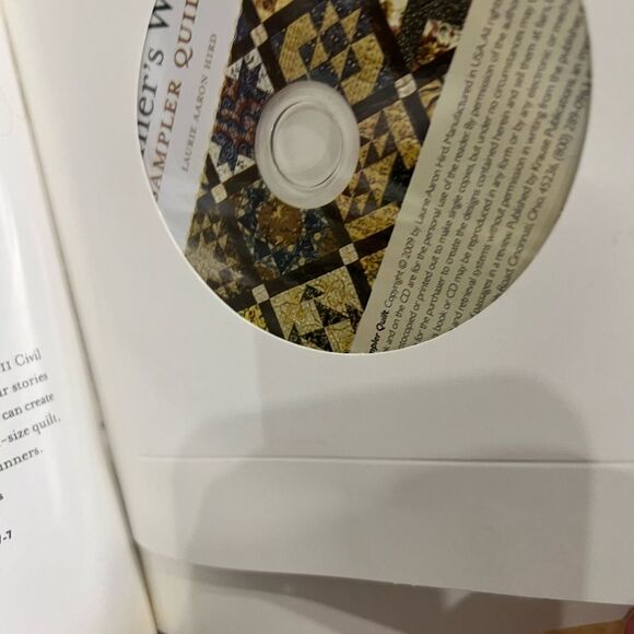 The Farmers Wife Sampler Quilt Book with CD Laurie Aaron Hird - Picture 10 of 10